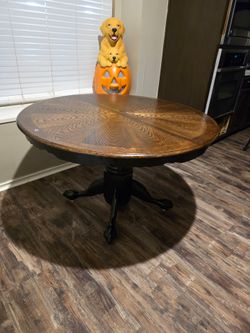 Beautiful 48" wide oak kitchen table NO CHAIRS