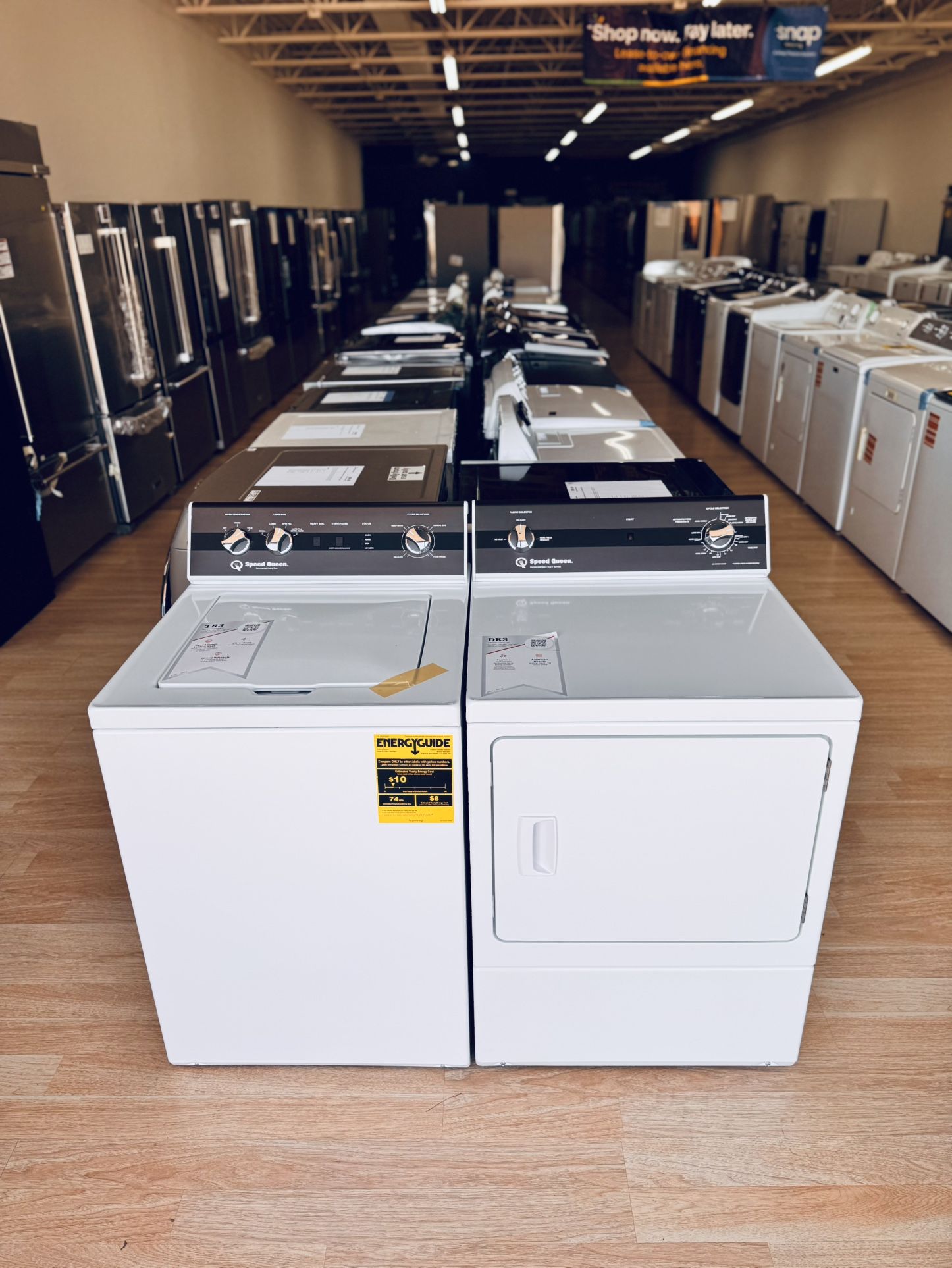 Brand new speed queen 3.2 cu.ft top load washer and 7.0 cu.ft front load gas dryer set.