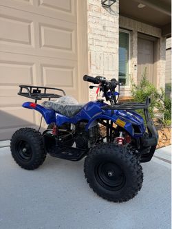 Brand New Vitacci Mini Hunter 50cc Youth ATV