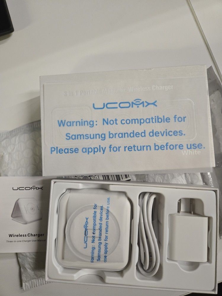 3 in 1 Wireless Charging Pad for Iphone ONLY