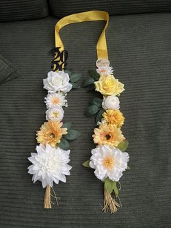 Graduation Leis $35