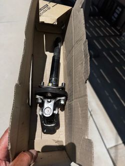 03-09 Toyota steering shaft rag joint
