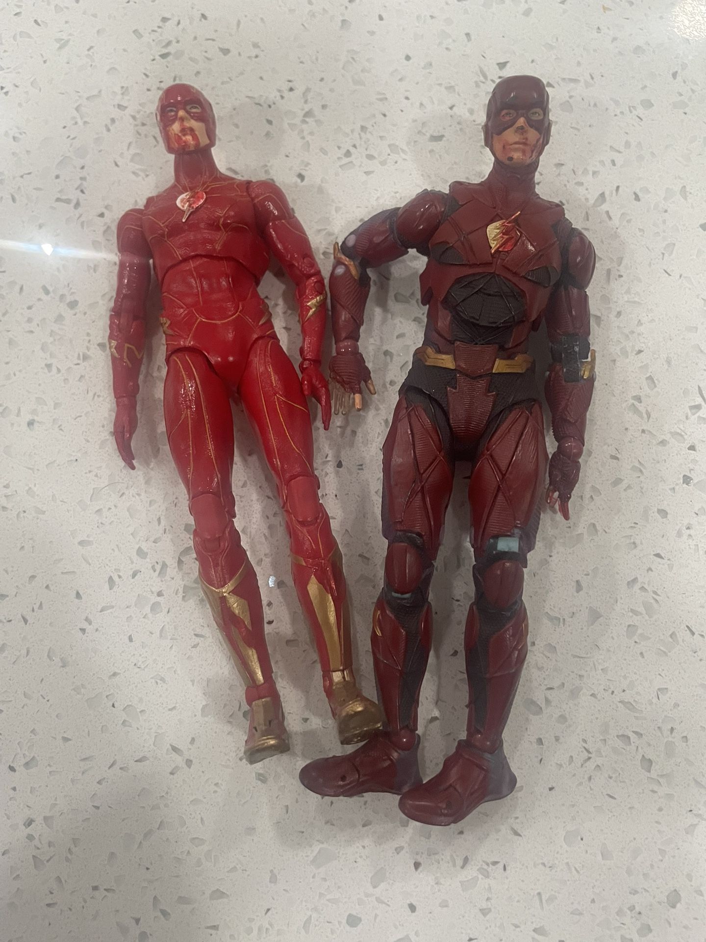 Figurines