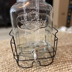 2 Gallon Glass Dispensers