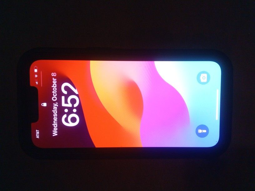 iPhone 14 Plus With 9 Months Of At&T Service Only 4 Days Old