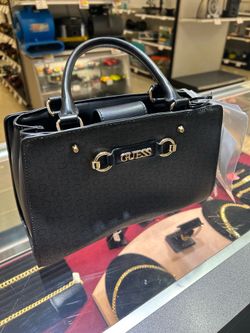 GUESS PURSE