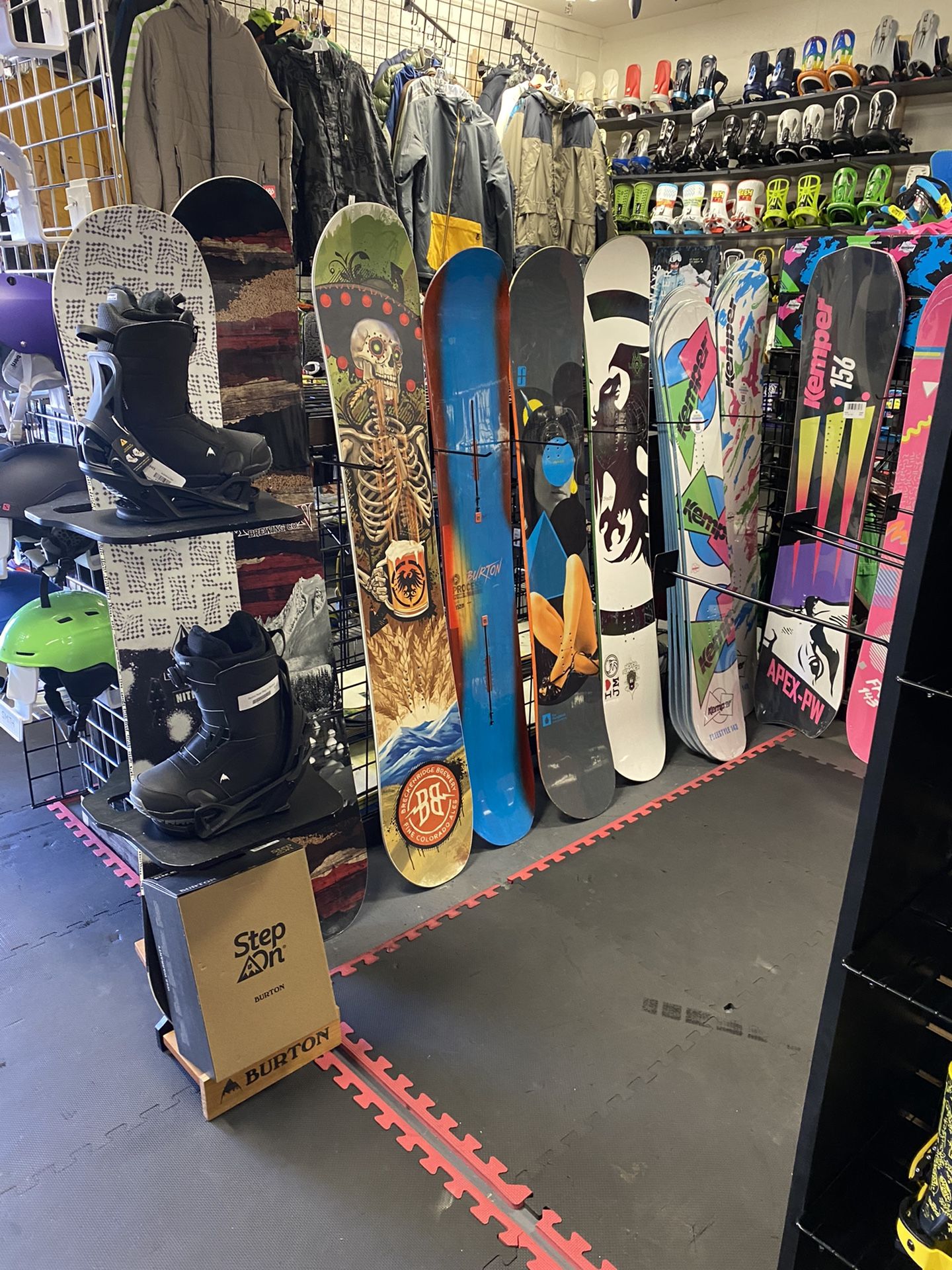 Burton process 152 snowboard certified with warranty