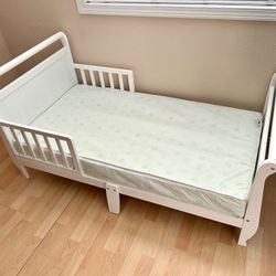 Wood Sleigh Toddler Bed With Mattress 