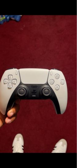 PlayStation 5 controller