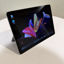 Microsoft Surface Go 2 Tablet- 256gb SSD/8gb Ram Windows 11 PRO Laptop