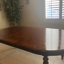 Dinner Table With 6 Chairs