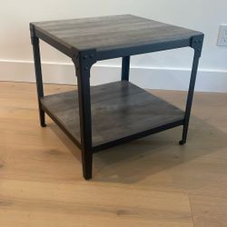 2 Matching Side Tables