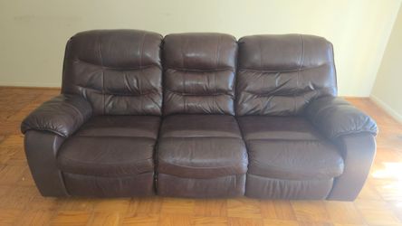 Ashley furniture (recliner 3 seater) - $300