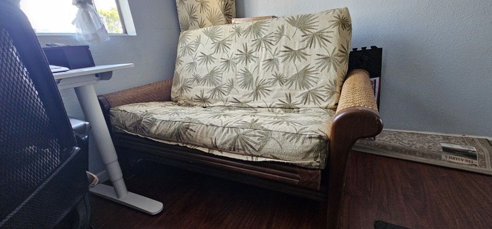 Free Futon