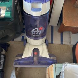 Hoover FloorMate Spin Scrub 500