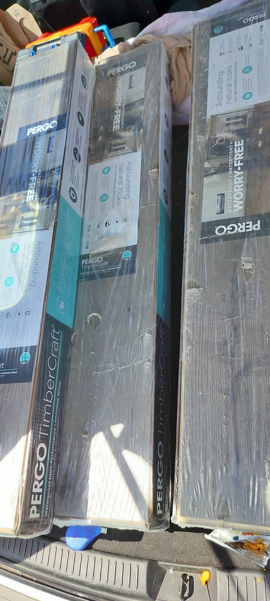 PREGO RUXIN OAK LAMINATE WOOD FLOORING