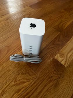 Apple AirPort Extreme Base Station