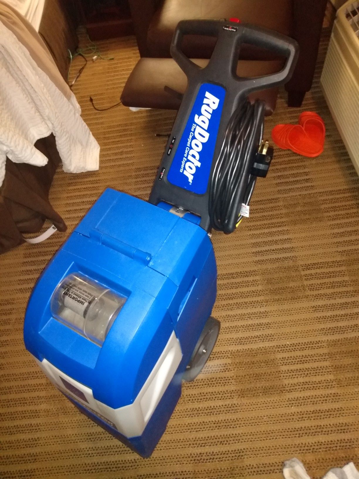 Rug Doctor Mighty Pro X3 carpet cleaner in great condition 20hrs total
