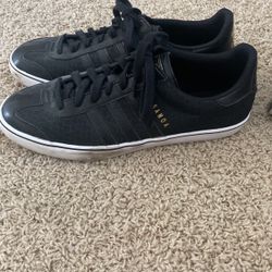 Black Adidas Samoa 