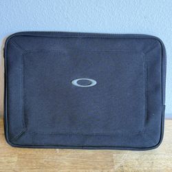 Oakley laptop case