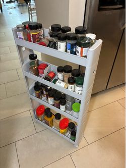Storage shelf
