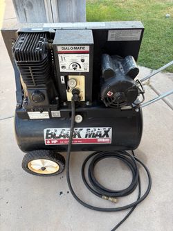 Automatic air compressor