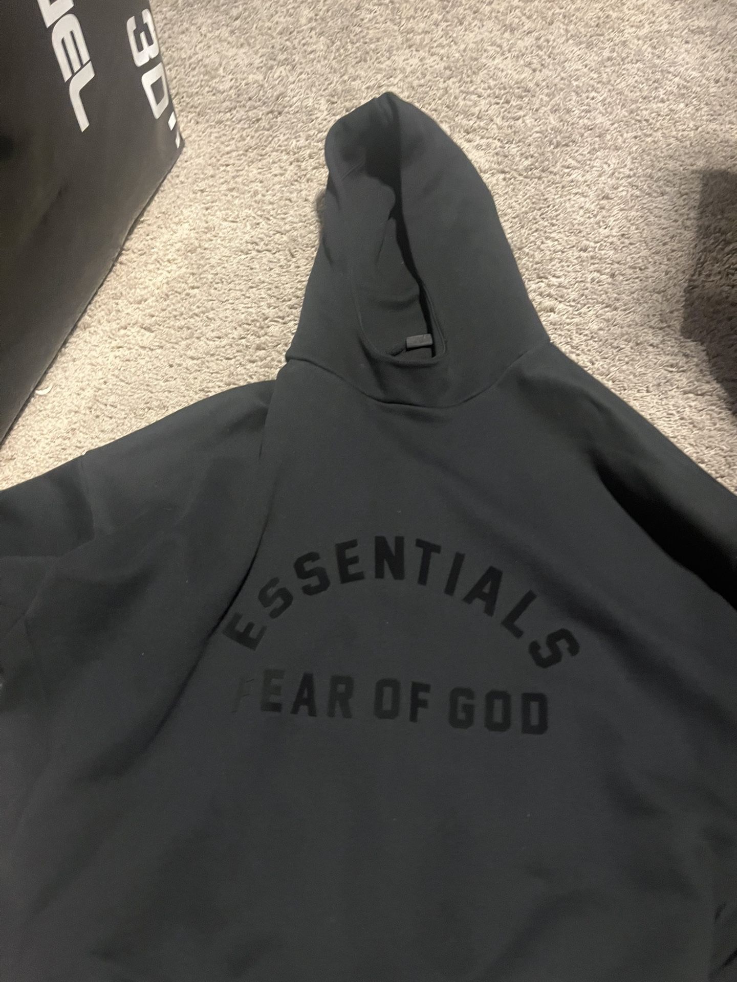 Essential’s Hoodie (Black)