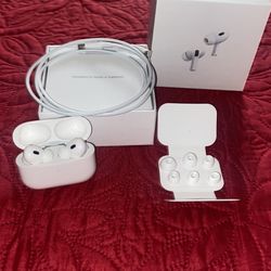 Brand New Air Pod Pros (Bulk Deals/Shoot Offers)