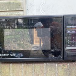Microwave Like New 