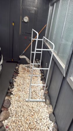 Clothes hanger