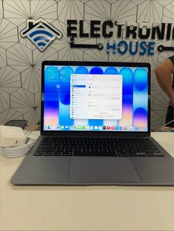 Apple MacBook Air M1 8GB RAM 128GB Battery 100% Cycle 34