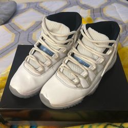 Jordan 11 Legend blue