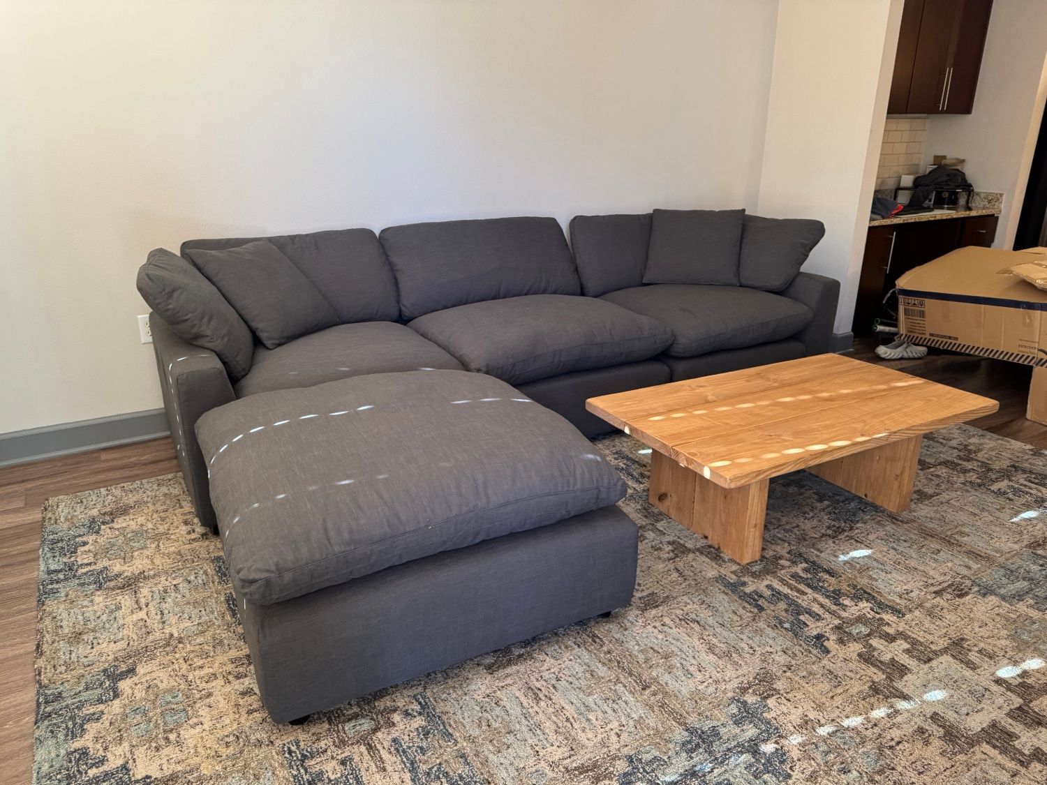 BRAND NEW 4PC Modular Cloud Couch Sectional Sofa (DELIVERY AVAILABLE)