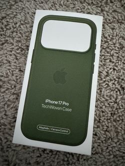 iPhone 17 Pro MagSafe case