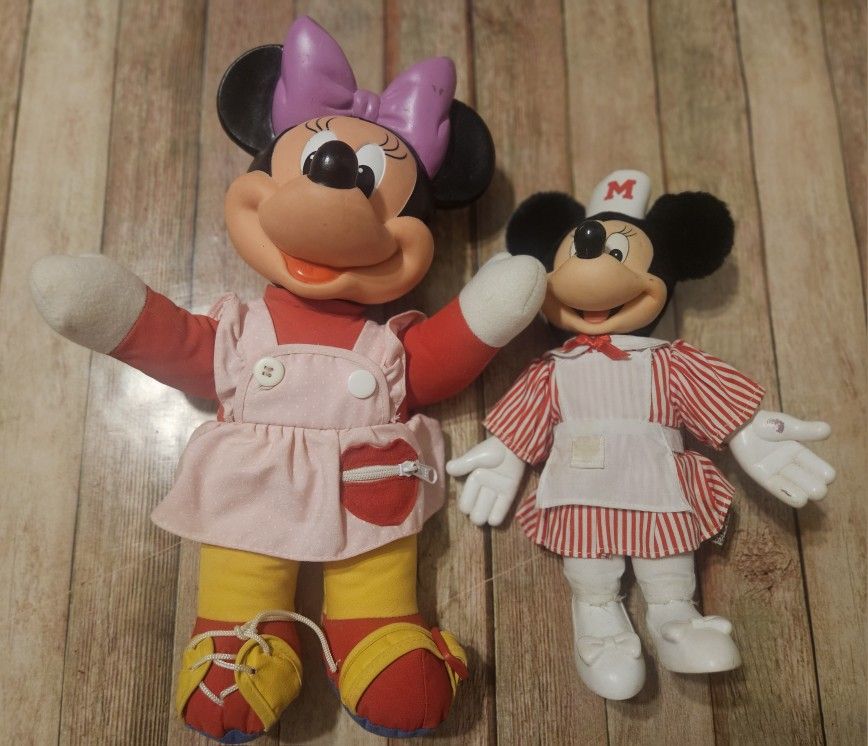 Vintage Minnie Mouses