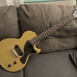 Gibson Les Paul Junior 1955 Refinished, Changed Parts.