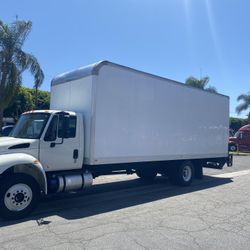 2018 International 4300
