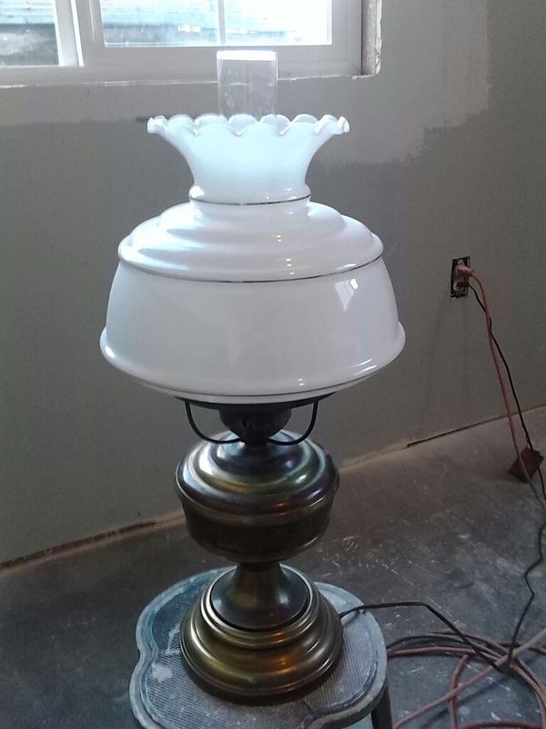 Vintage Quoizel Hurricane Lamp For In Puyallup Wa Offerup