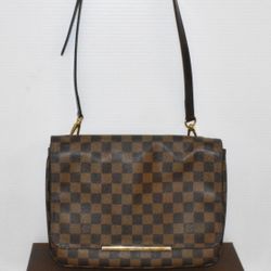 Authentic Louis Vuitton Hoxton Damier MM Crossbody Authentic with Strap & Box