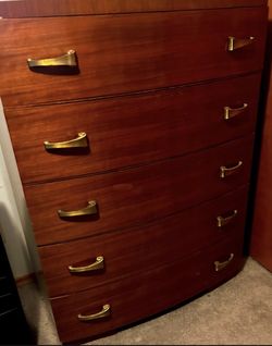 Beautiful Thomasville dresser
