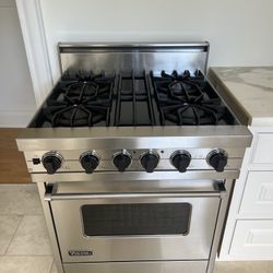 FS: 30” Viking Gas Range