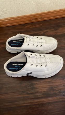 Sketchers shoes