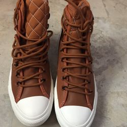 Converse  Size 7.5