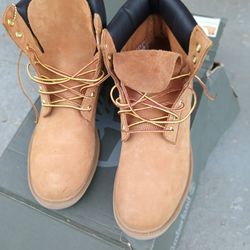 Men's New Timberlands Size 11