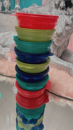Tupperware Brand New Never Used 