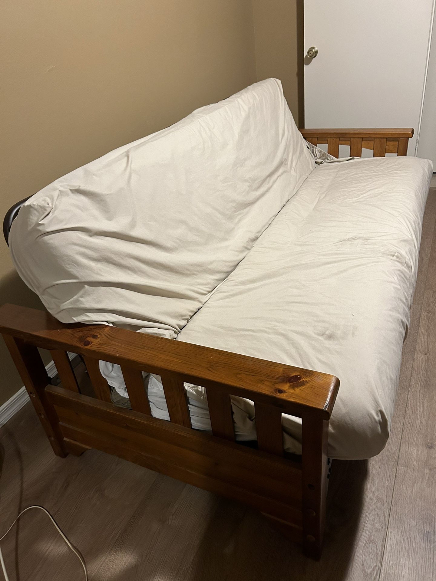 Futon Sofa That Converts To A Bed