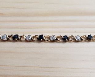Beautiful Vintage Heart Shaped 925 Tennis Bracelet! 925 Sterling Silver With Gold Vermeil Overlay Alternating Open Hearts With Dark Stones & Clear Acc