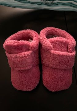 Baby ugg