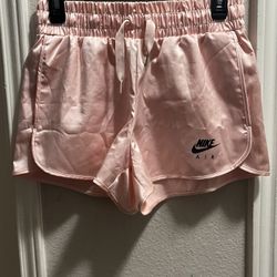 Women’s Nike Active Shorts 