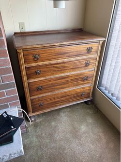 Dresser